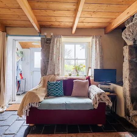 Kitts Cottage, Redruth, Cosy Cornish Retreat *