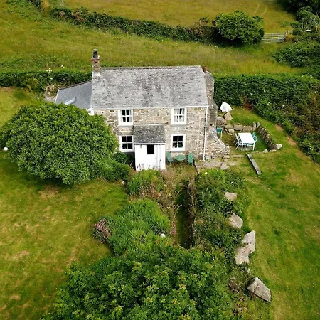 Kitts Cottage, Redruth, Cosy Cornish Retreat * Redruth